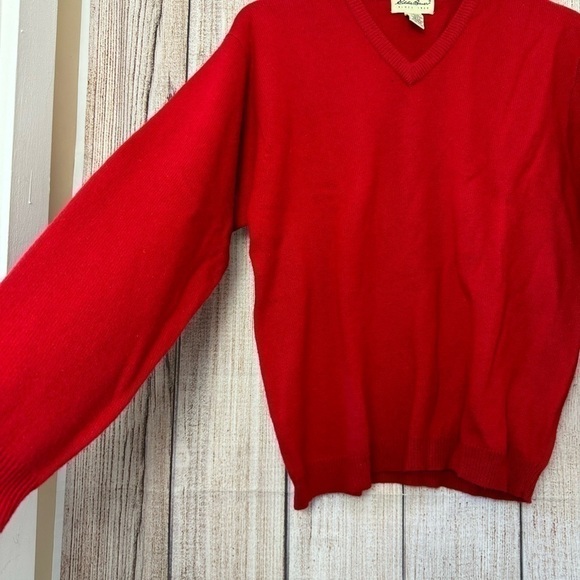 Vintage Eddie Bauer Mens V-Neck 100% Lambswool Sweaters size Medium - Picture 6 of 7